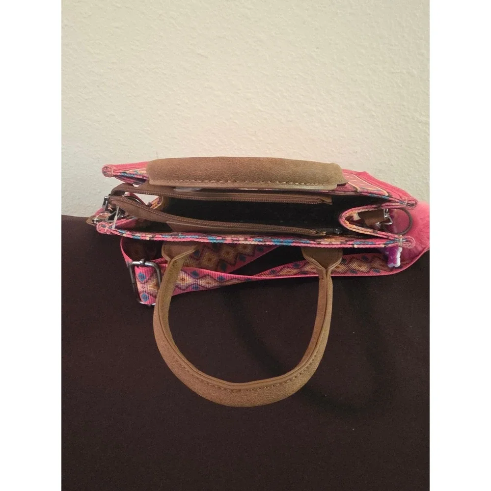 Wrangler Magenta Pink Southwestern Canvas Tote Crossbody Bag WGS302-9121-HPK